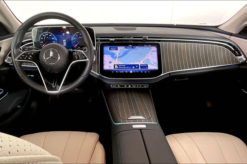2025 Mercedes-Benz E-Class E350 - Photo 13