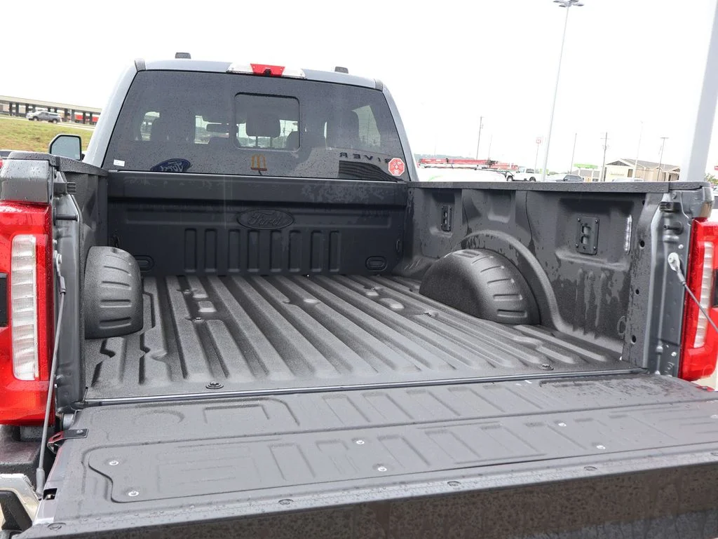 2026 Ford F-350 Super Duty Lariat - Photo 16