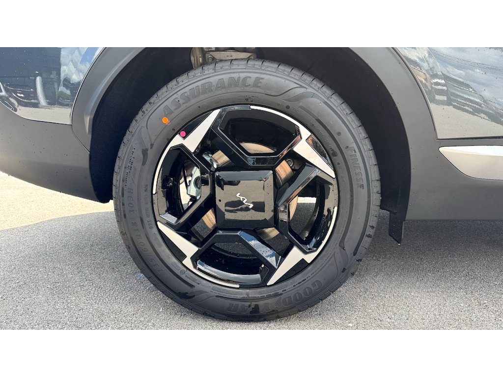 New 2026 Gravity Gray Kia EX image 30