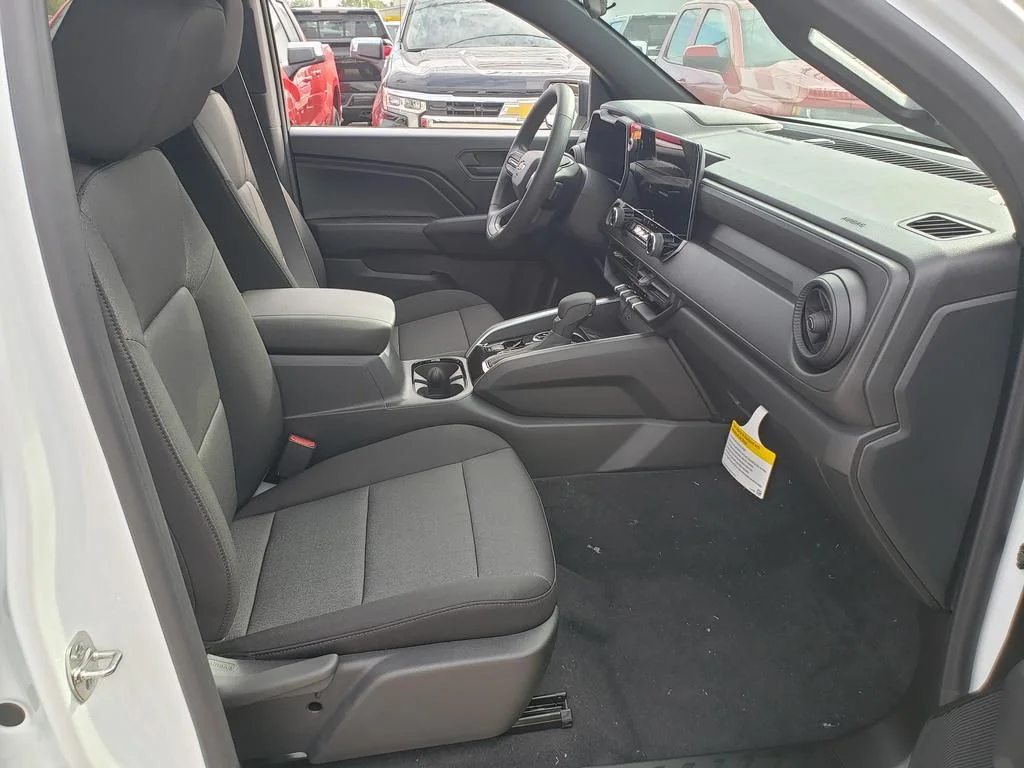 2026 Chevrolet Colorado Work Truck - Photo 21