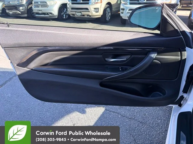 Used 2015 White BMW Base image 13