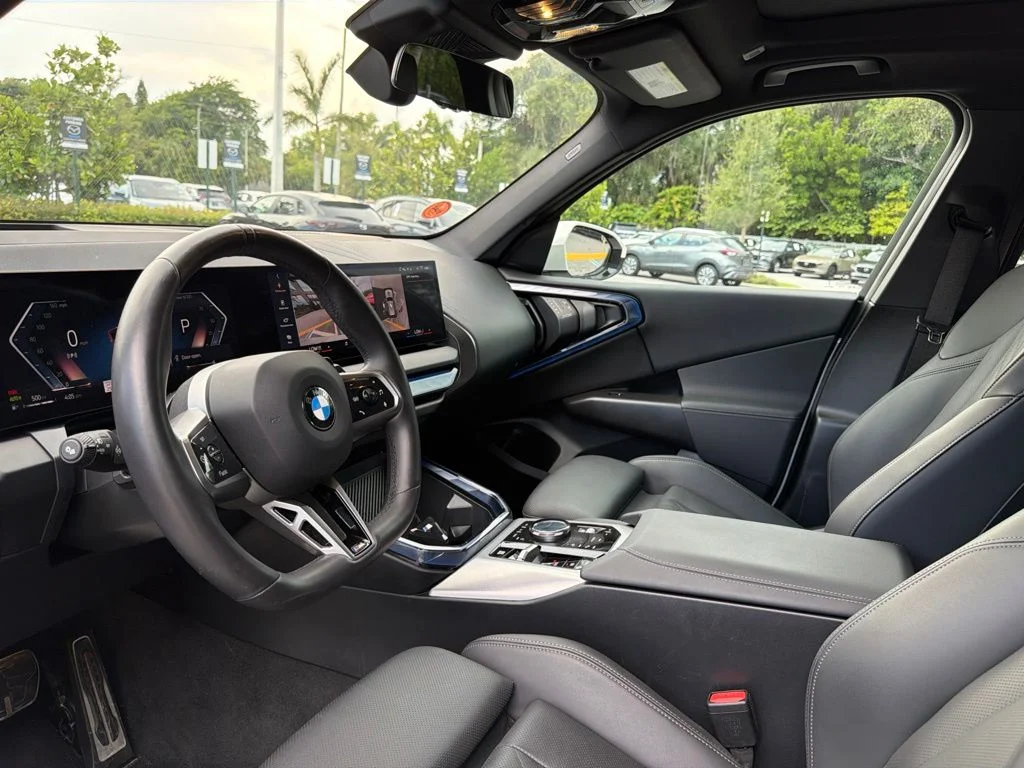 Used 2025 Alpine White BMW 30 xDrive image 18