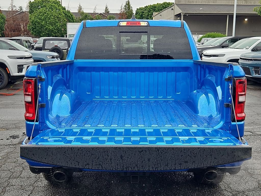 New 2026 Hydro Blue Pearl-Coat Exterior Paint RAM Big Horn/Lone Star image 10