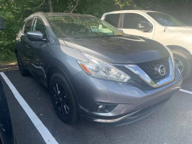 Used 2017 Gray Nissan SV image 3