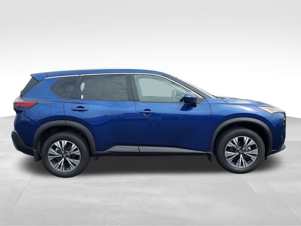 Used 2023 Blue Nissan SV image 6