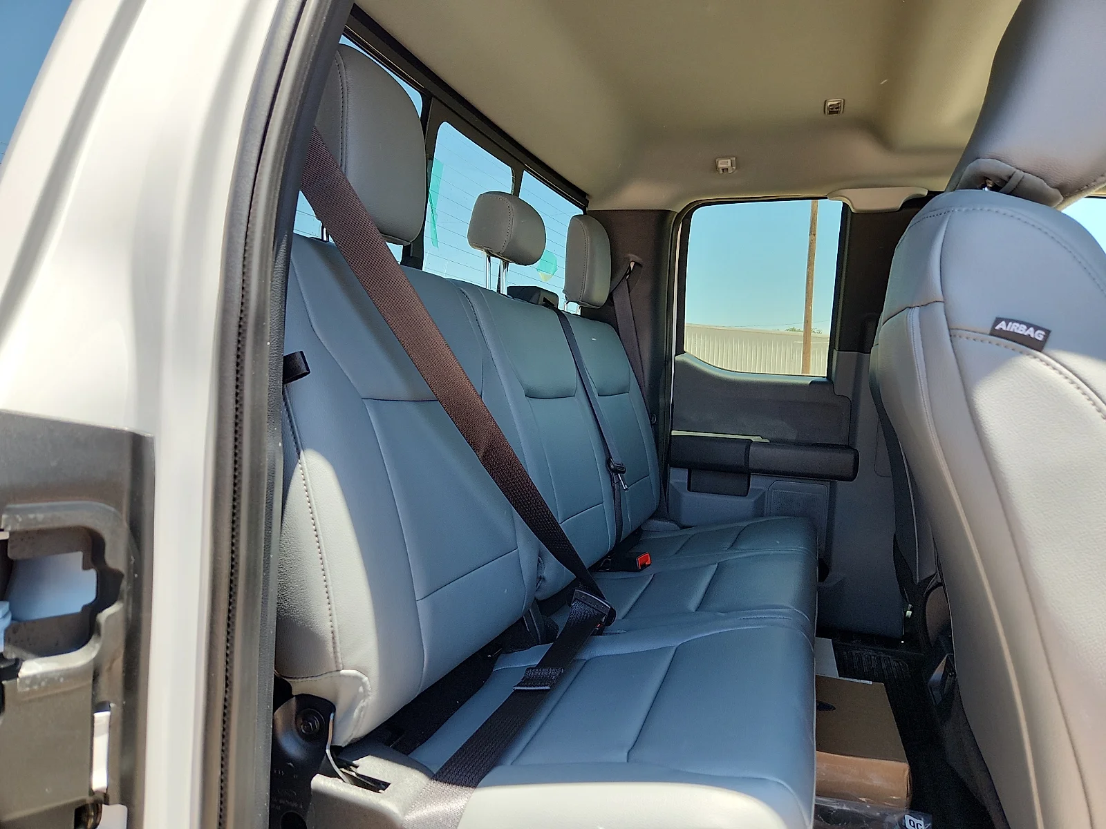 New 2026 Oxford White Ford F-350® XL image 19