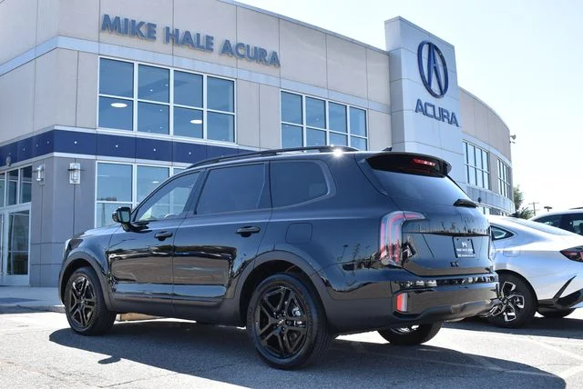Used 2025 Ebony Black Kia SX X-Line image 7