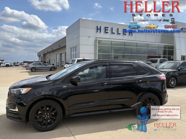 2022 Ford Edge ST-Line AWD's photo