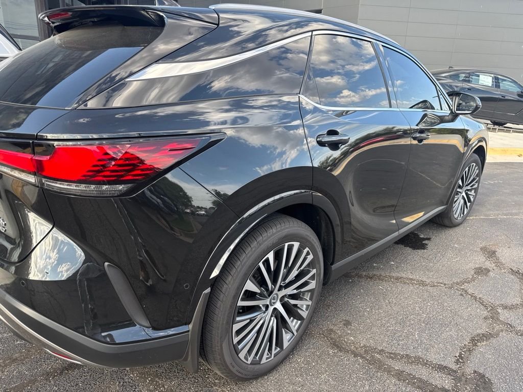 Certified Used 2026 Black Lexus 350h Premium+ image 4