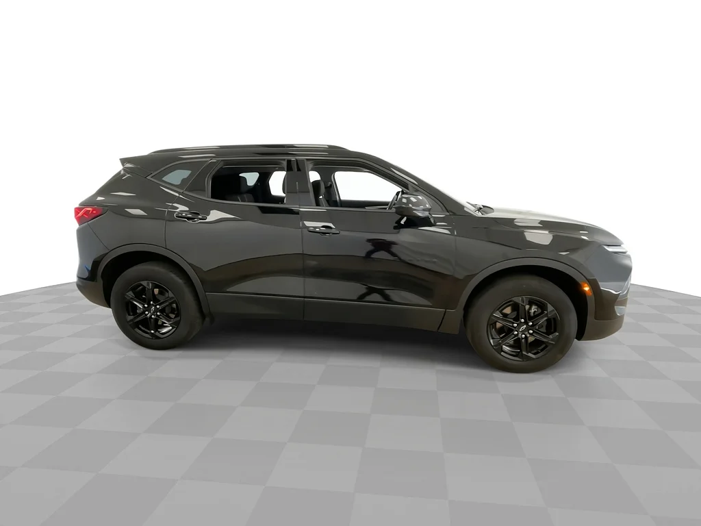 Used 2024 Black Chevrolet LT image 2