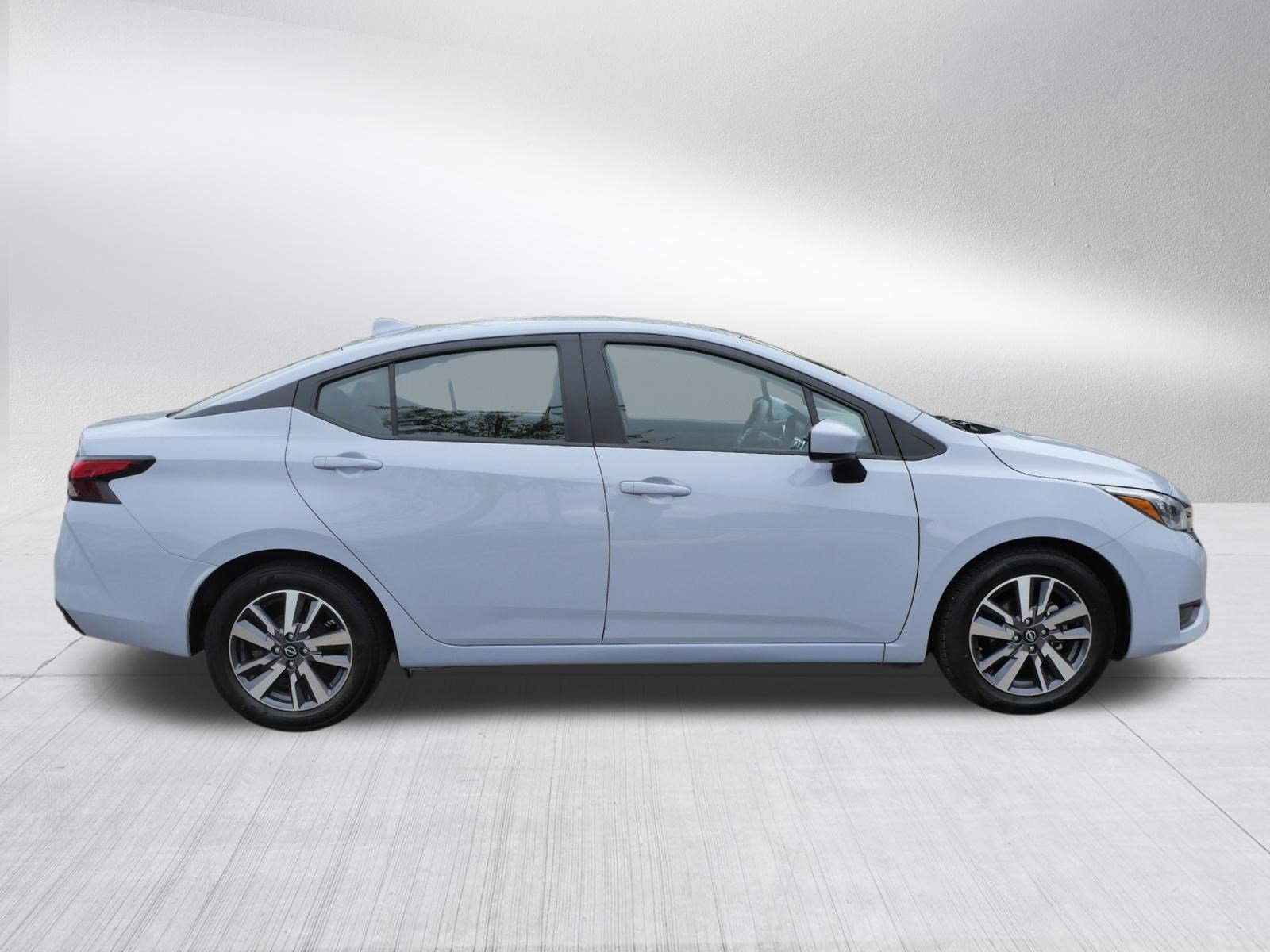 2025 Nissan Versa Sedan SV - Photo 8