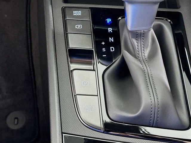 New 2026 Hyundai ELANTRA SEL Sport