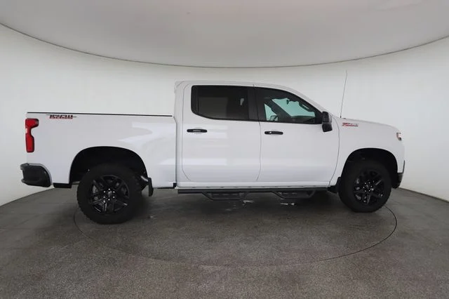 Used 2021 White Chevrolet LT Trail Boss image 26