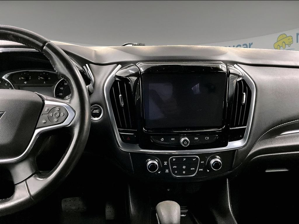 Used 2022 Mosaic Black Metallic Chevrolet LT image 19