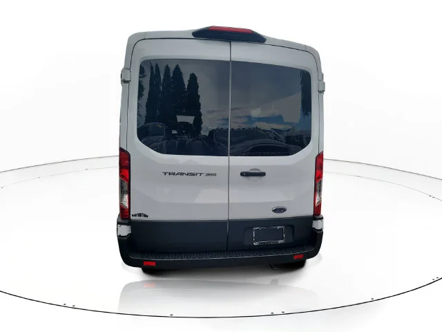Used 2024 White Ford XL image 6