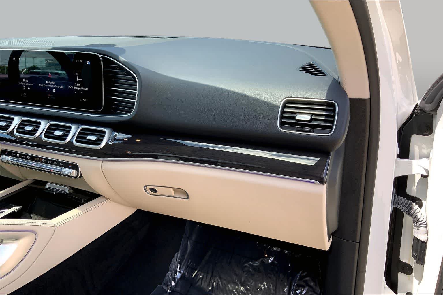 Used 2022 Polar White Mercedes-Benz GLE 350 image 17