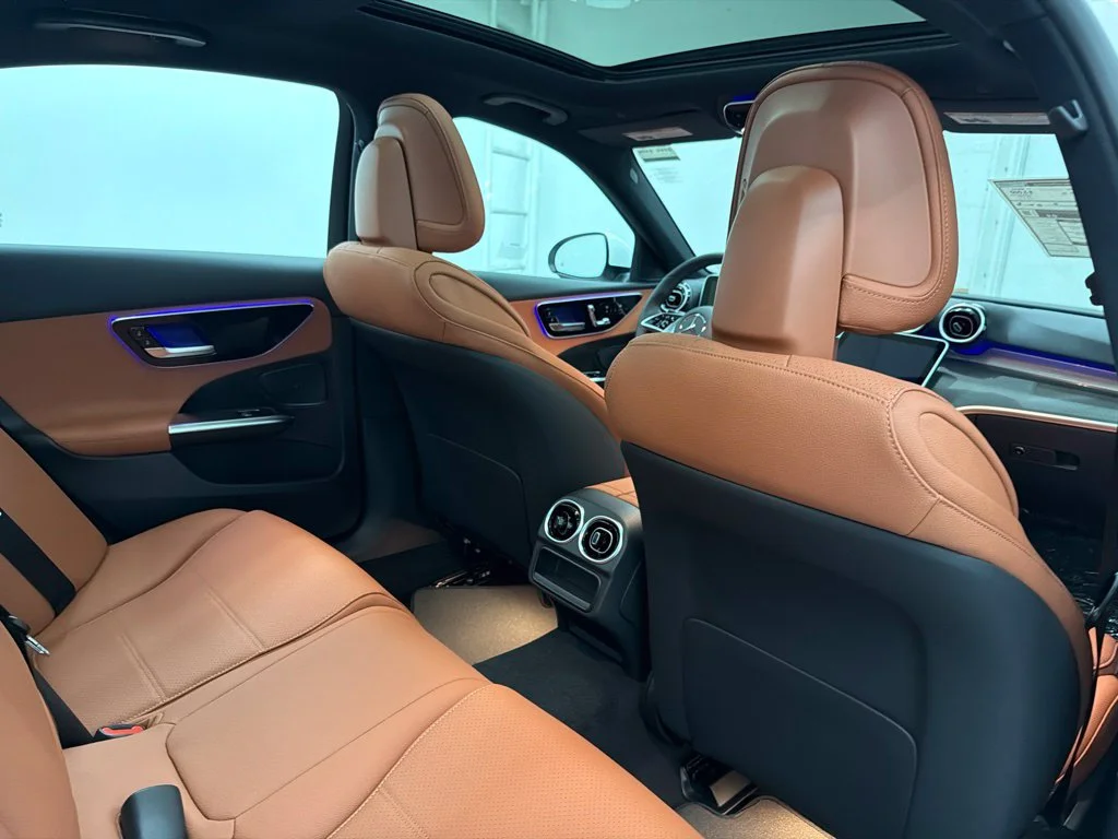 New 2027 White Mercedes-Benz C 300 image 27