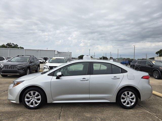 Used 2025 Classic Silver Metallic Toyota LE image 2