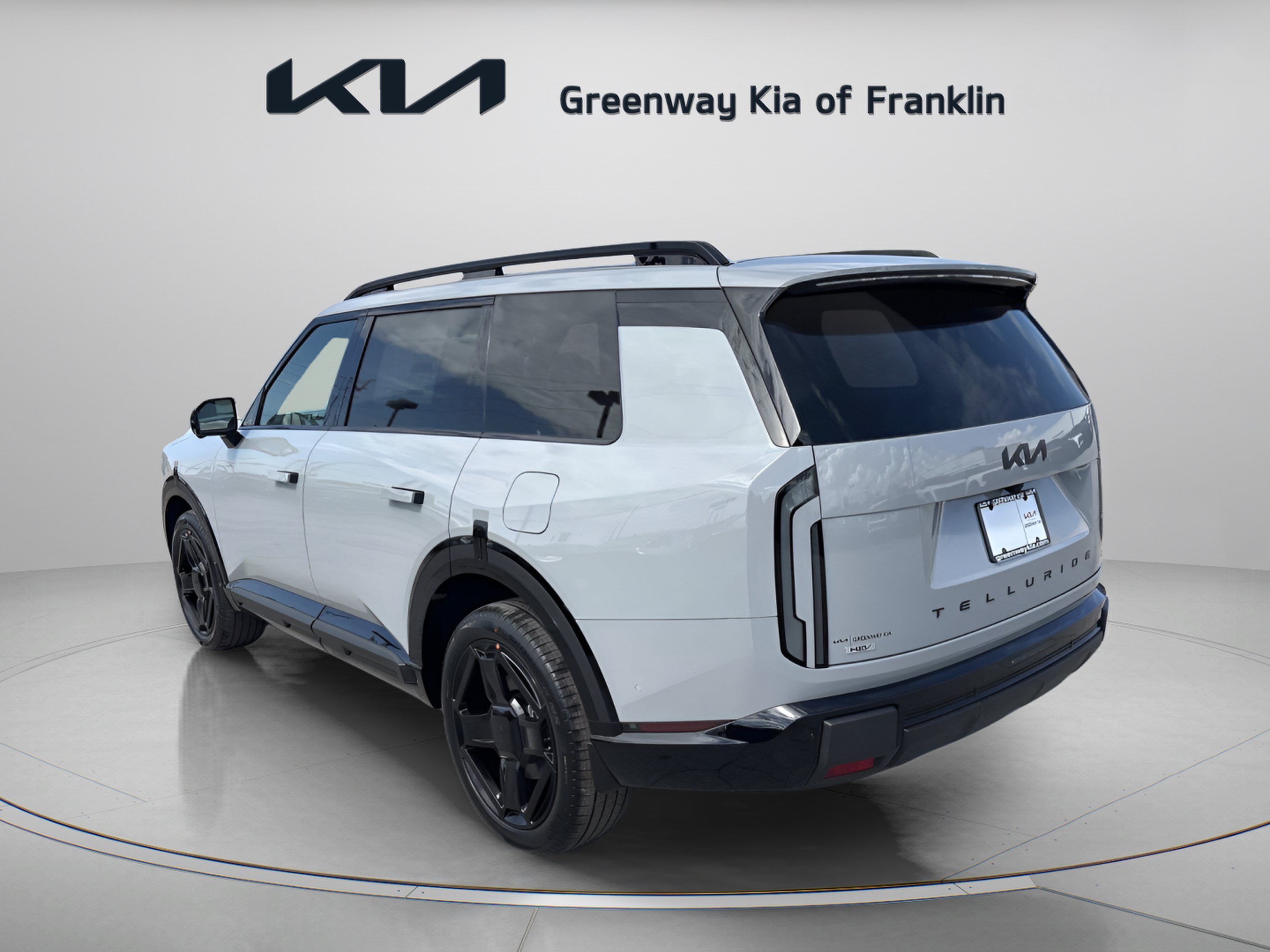 New 2027 Wolf Gray Kia X-Line SX image 5