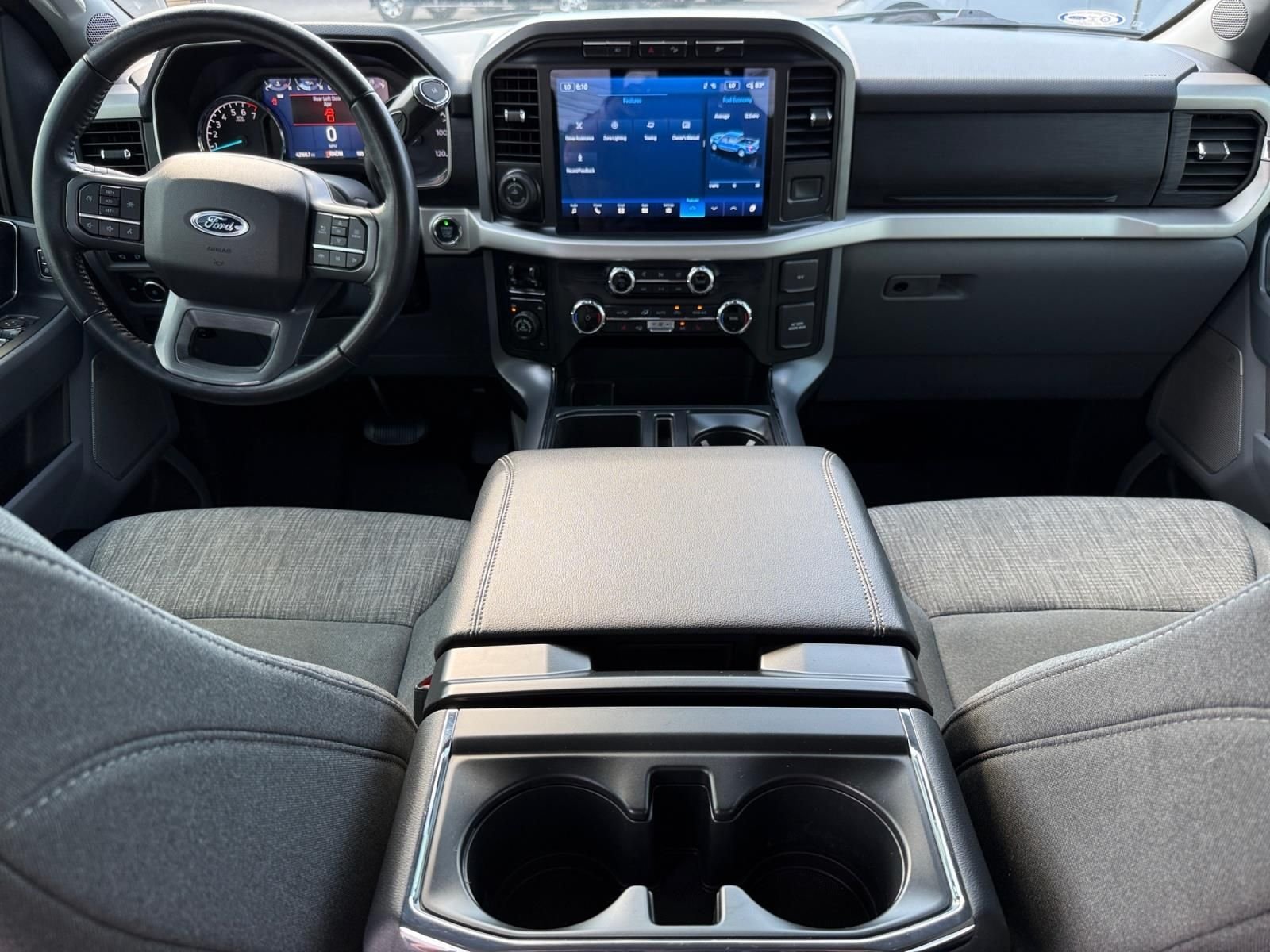 Certified Used 2022 Oxford White Ford XLT image 14