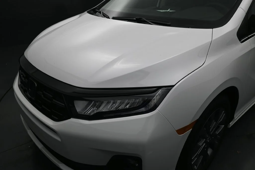 New 2027 Platinum White Pearl Honda Touring image 9