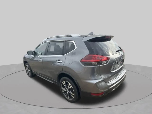Used 2019 Gray Nissan SV image 2