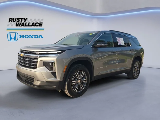 2026 Chevrolet Traverse FWD LT