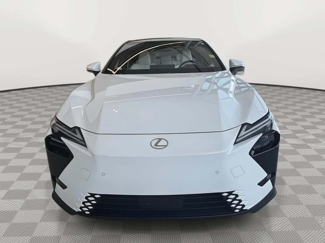 New 2026 Ultra White Lexus ES 500e Luxury image 12