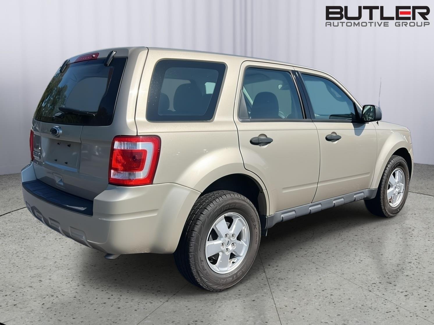 Used 2012 Gold Leaf Metallic Ford XLS image 5