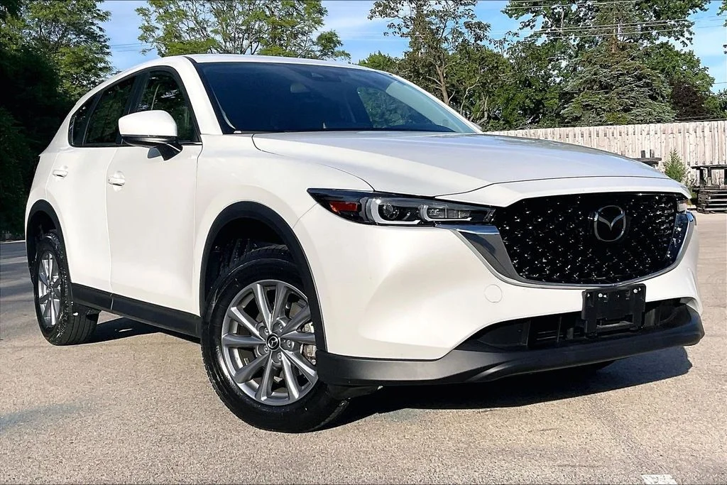 2023 Mazda CX-5 S Select Package Auto AWD's photo