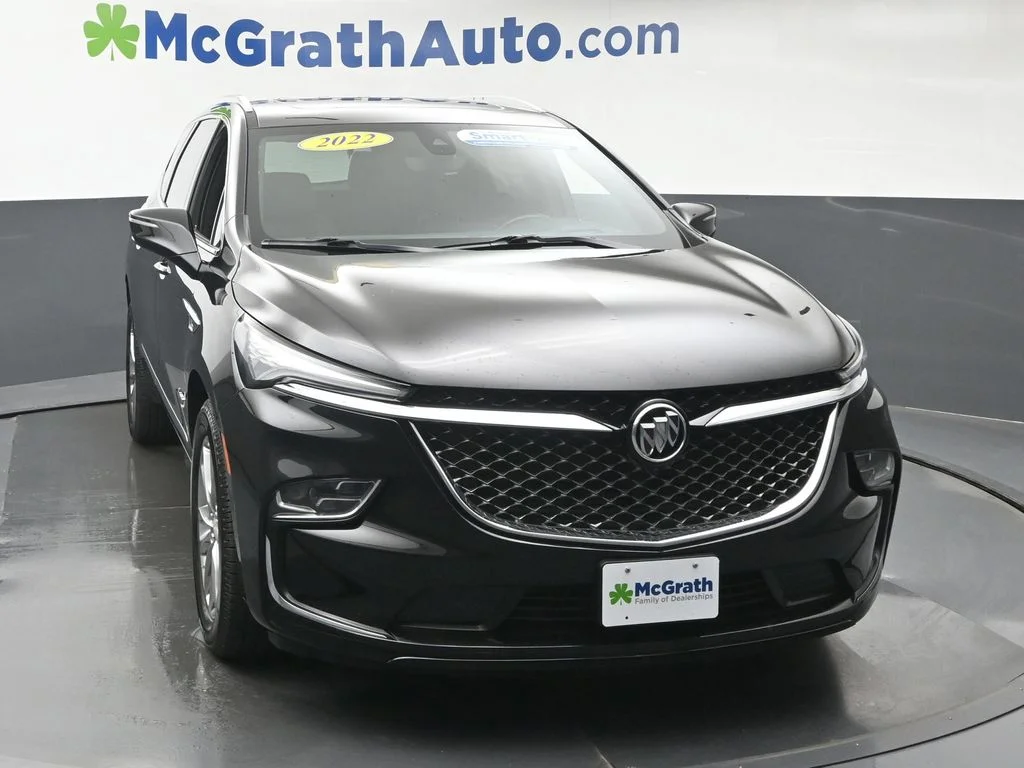 Used 2022 Black Buick Avenir image 5