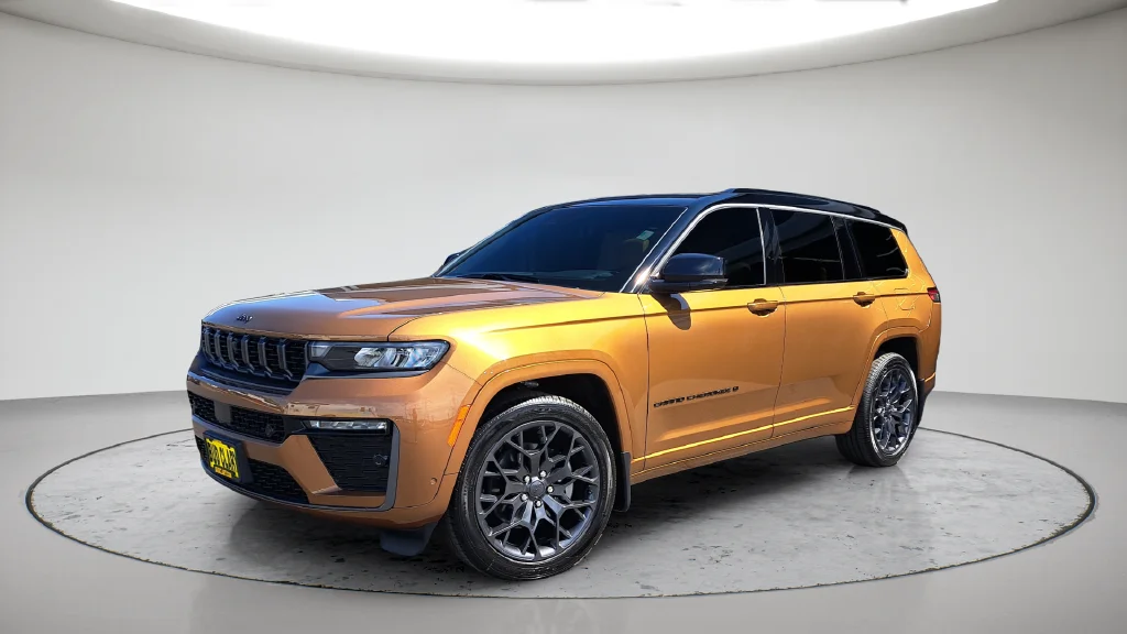 New 2026 Copper Shino Metallic Clear-Coat Exterior Paint Jeep Summit image 1