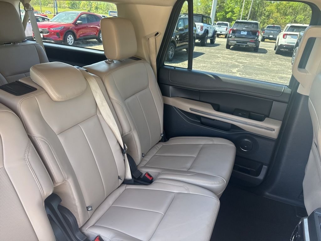 Used 2023 White Ford XLT image 15