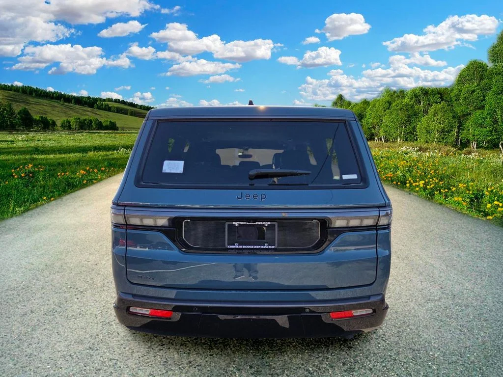 New 2026 Steel Blue Exterior Paint Jeep Limited Altitude image 5