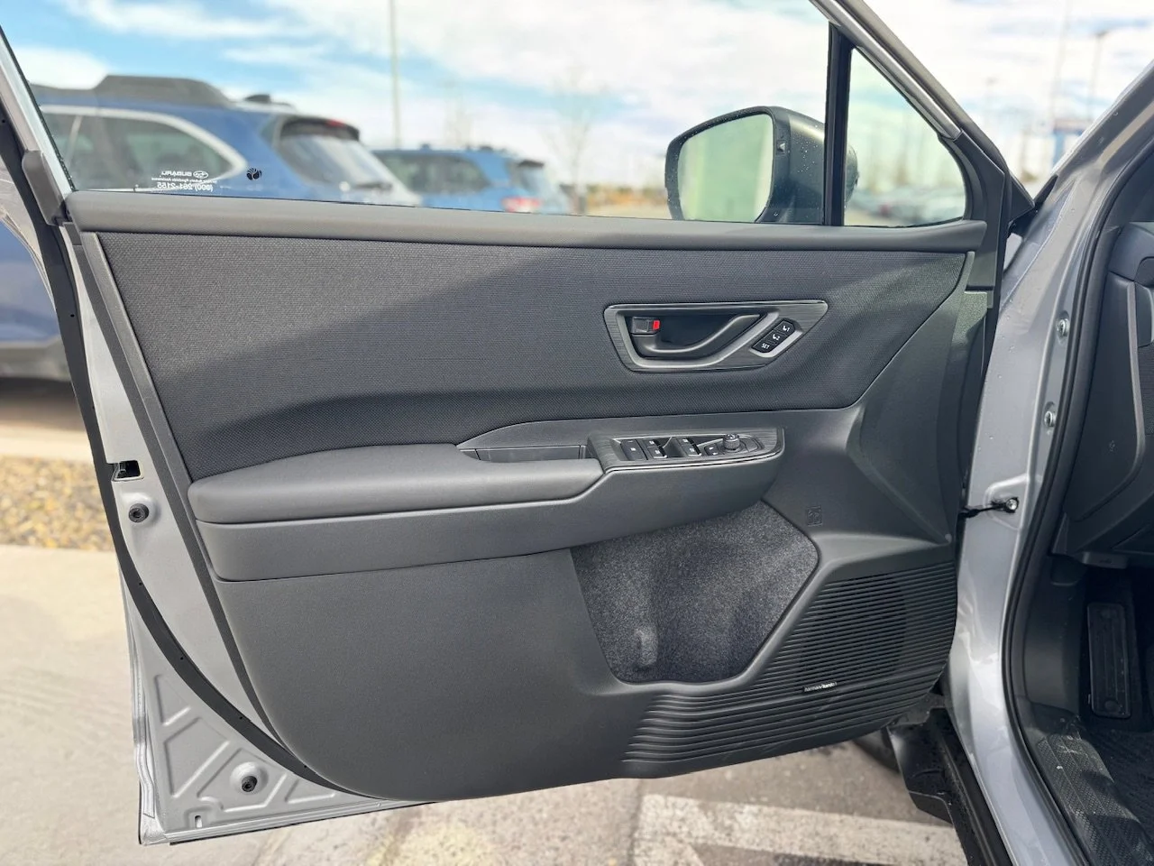 2026 Subaru Outback Limited - Photo 9