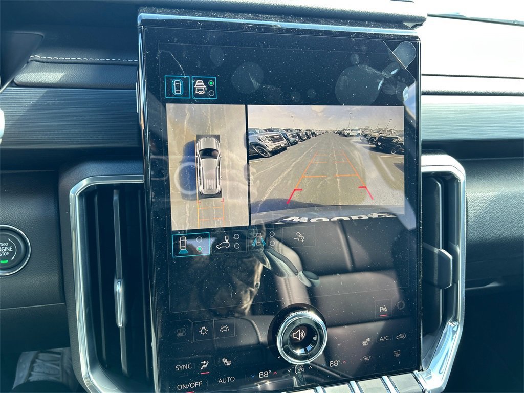 2026 GMC ACADIA - Image 23