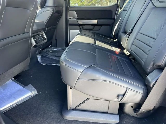 New 2026 White Ford Platinum image 20