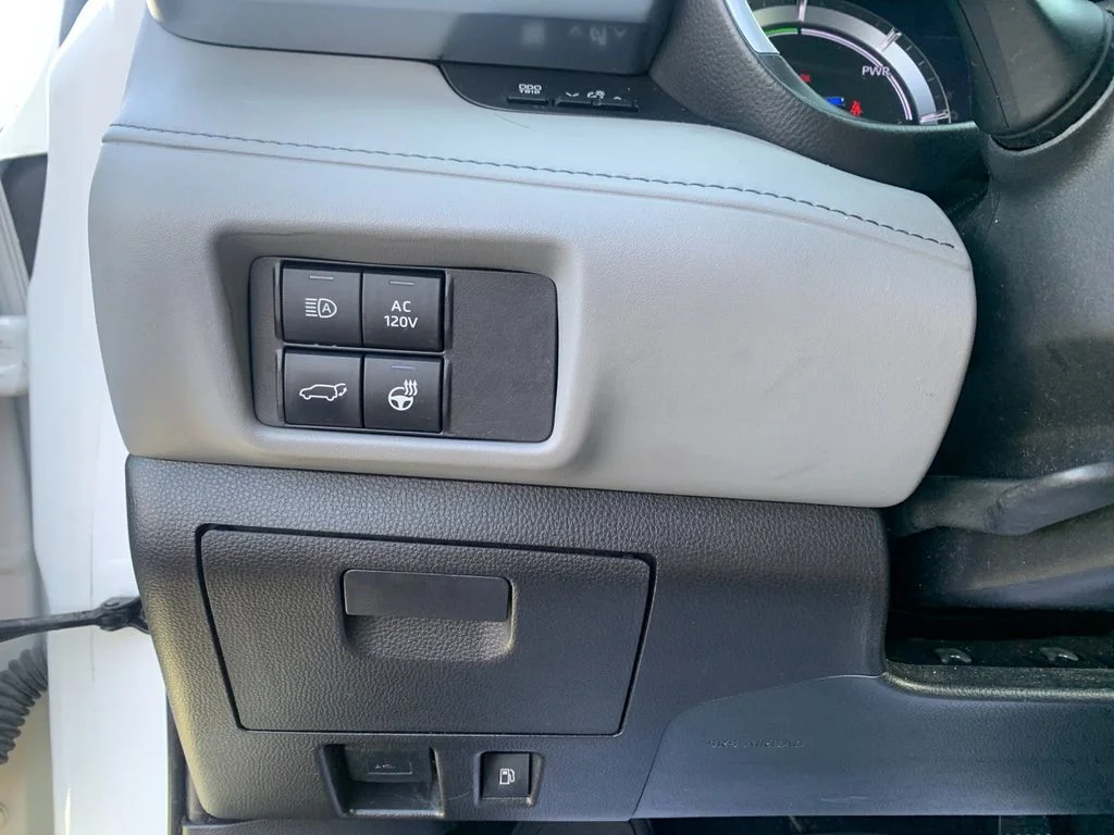 Used 2020 White Toyota Limited image 31