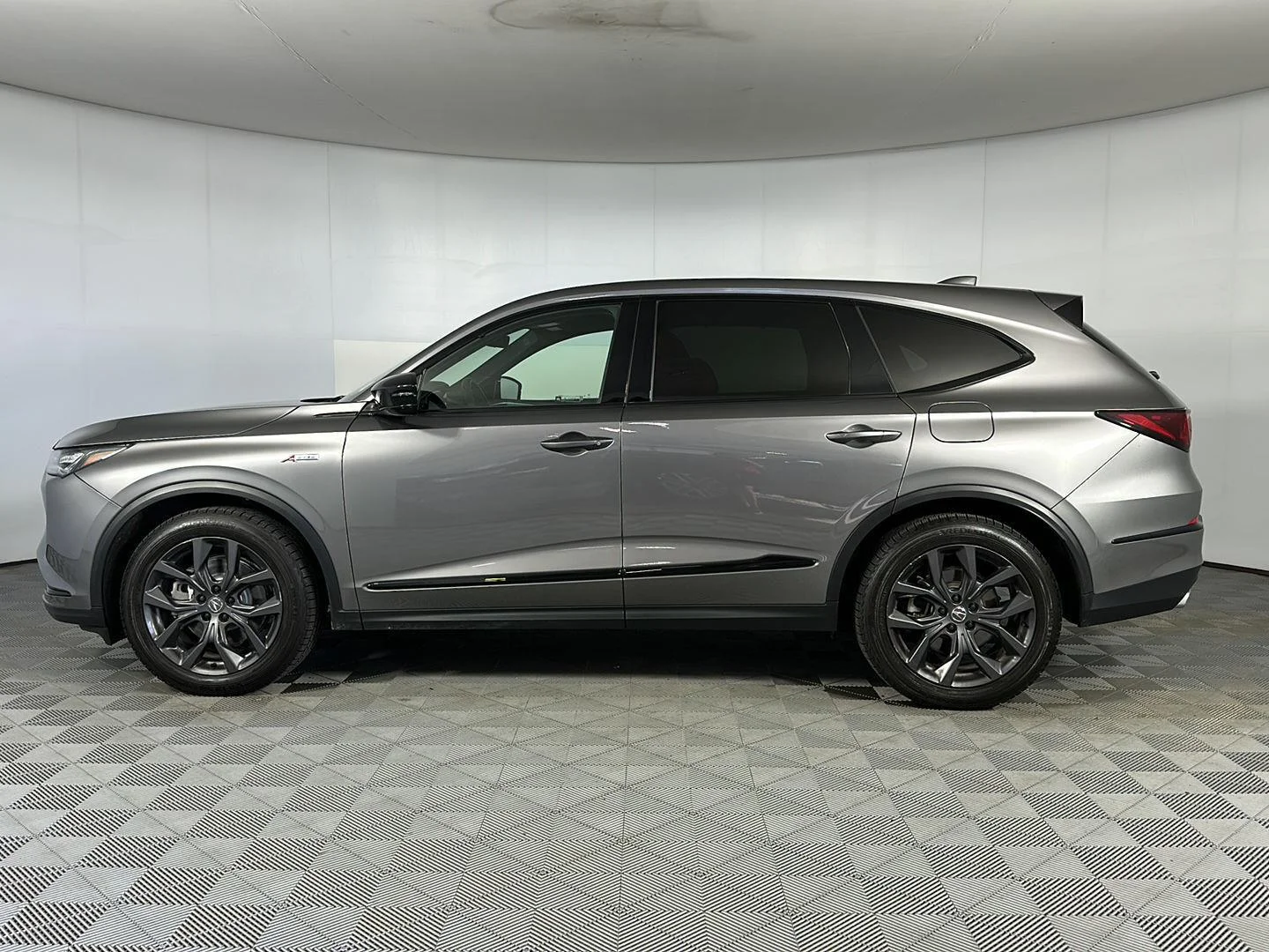 Used 2023 Liquid Carbon Metallic Acura w/A-Spec Package image 4