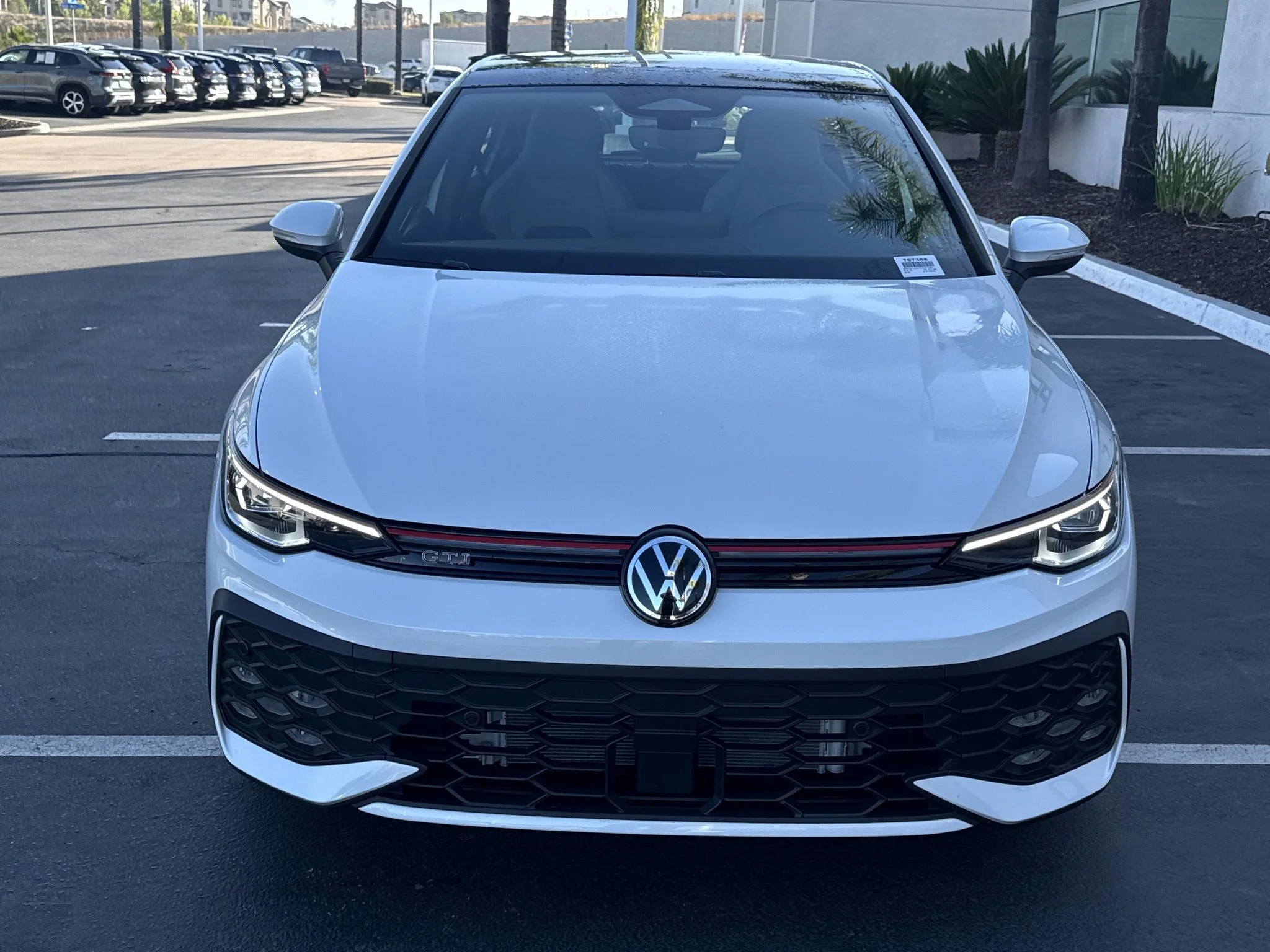 New 2026 Opal White Pearl Volkswagen SE image 2