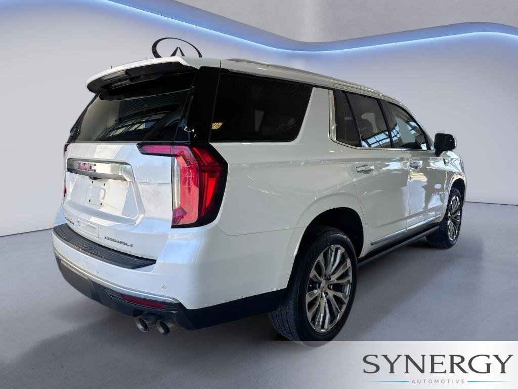 Used 2021 White Frost Tricoat GMC Denali image 5
