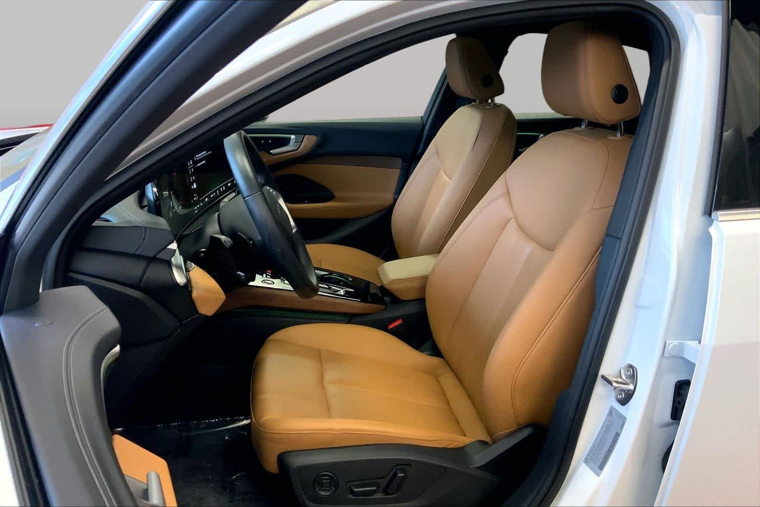 Used 2025 Glacier White Metallic Audi Premium image 8