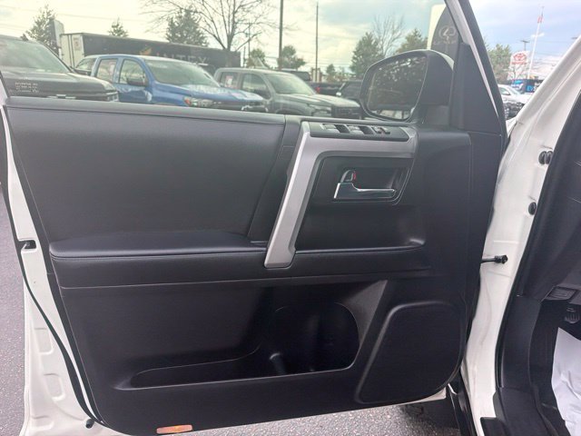 Certified Used 2022 White Toyota Trail image 12