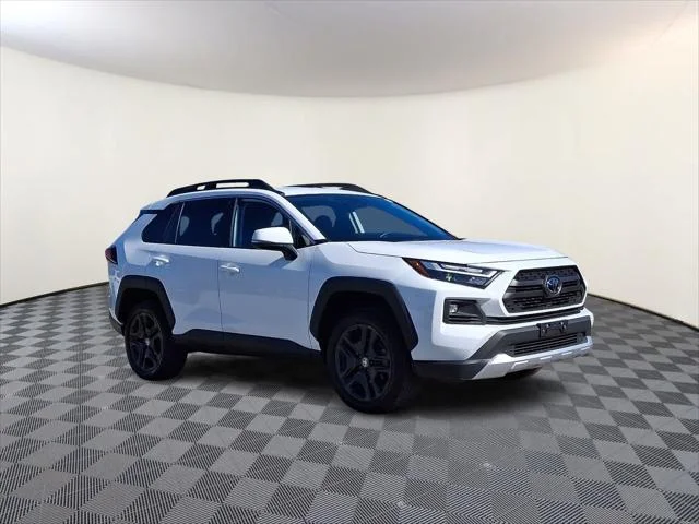 Certified Used 2024 ICE CAP Toyota  image 5