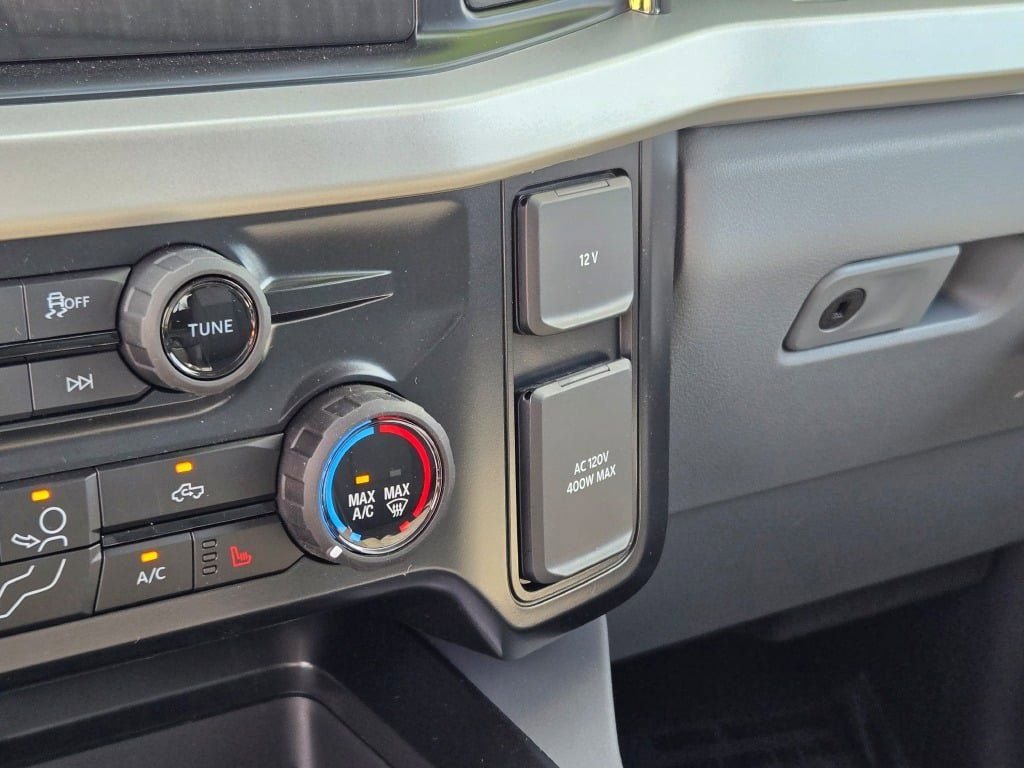 2026 Ford F-350 Super Duty XLT - Photo 28