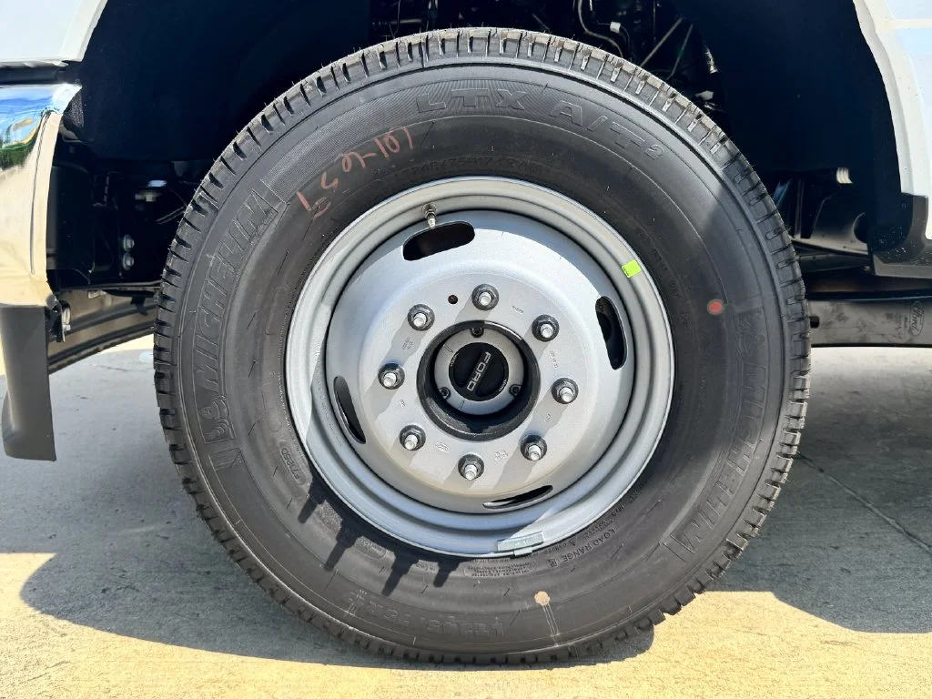 New 2027 White Ford XL image 11