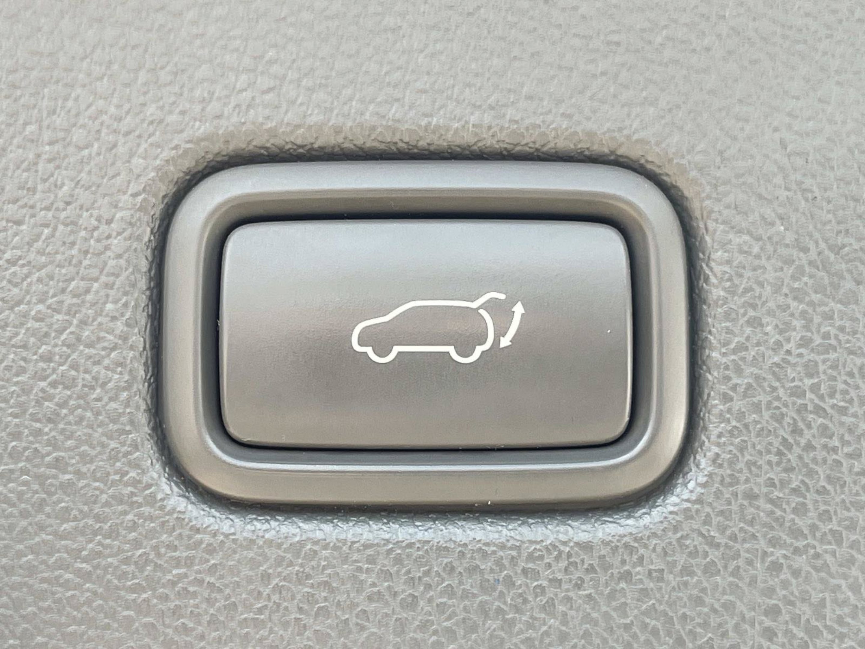 Used 2020 Imperial Blue Kia SX V6 image 23