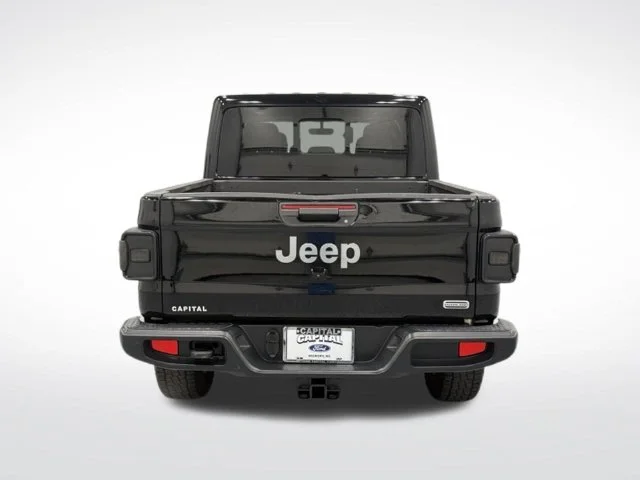 Used 2020 Black Jeep Overland image 7