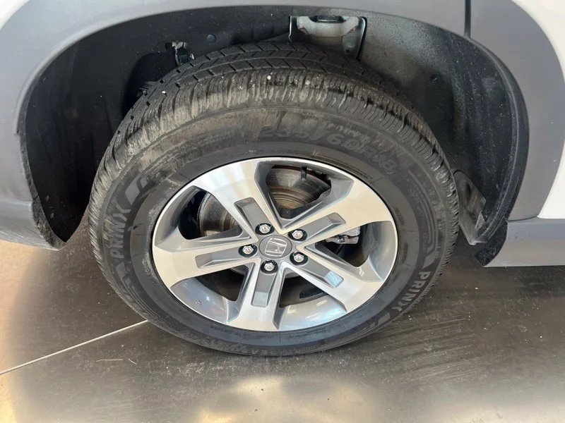Used 2024  Honda EX-L image 10