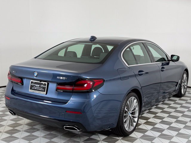 2023 BMW 5 Series 530i - Photo 9